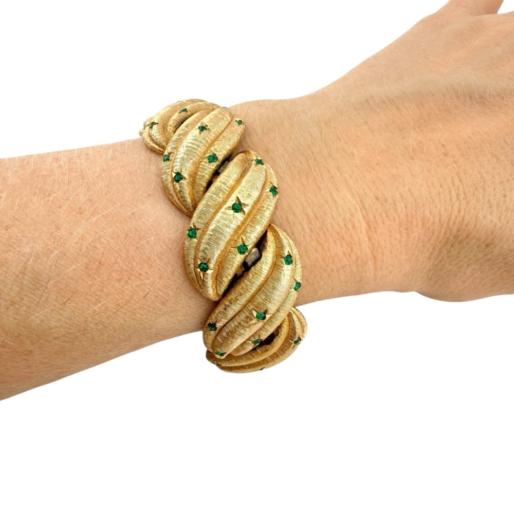 Rare Vintage Boucher Gold and Green Bracelet with Unique Star Design - Picture 11 of 12